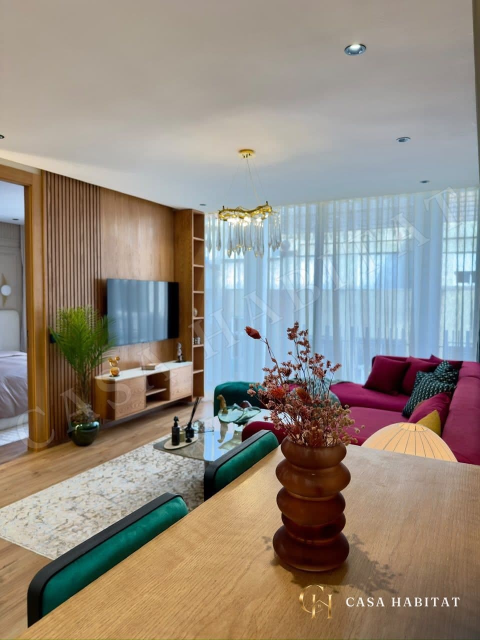Photo de Studio meublé haut standing avec terrasse et balcon à louer au Triangle d’Or, Casablanca à Triangle d’Or